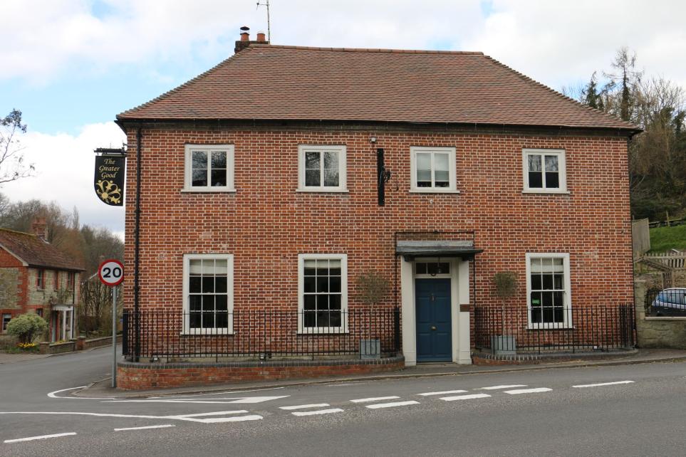 Salisbury and South Wiltshire branch social - Minibus trip to pubs in the Nadder Valley